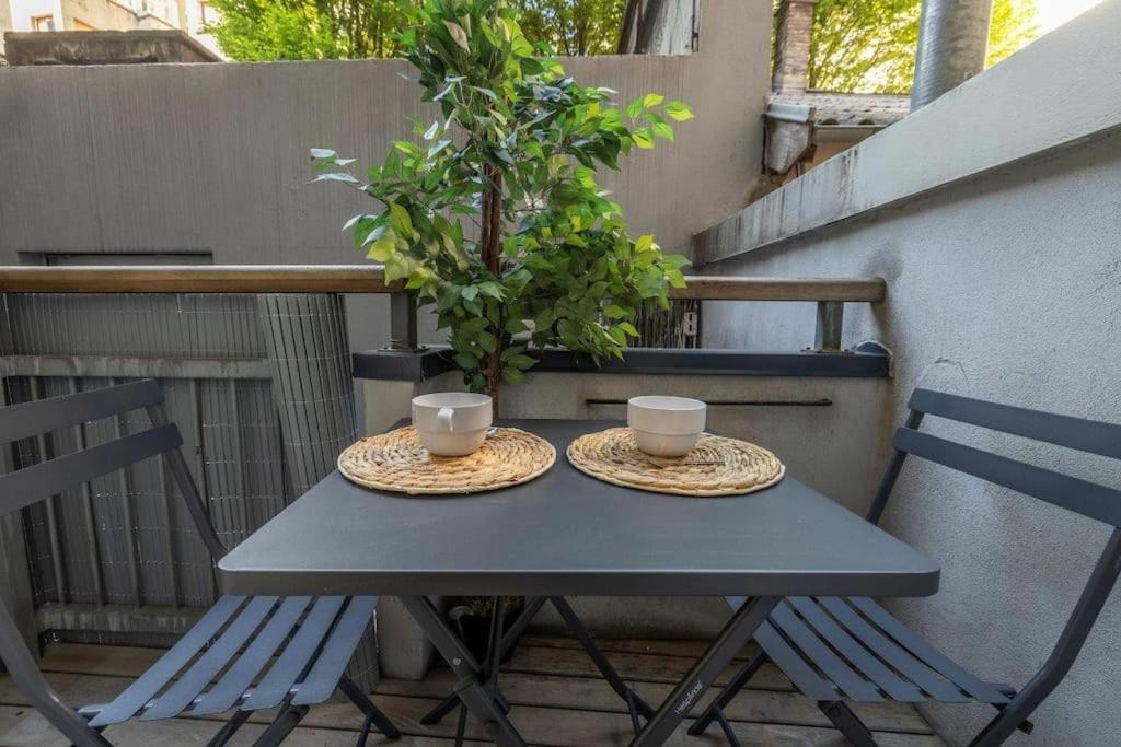 Appartement Cosy Dans Les Rues Pietonnes Grenoble Exterior foto